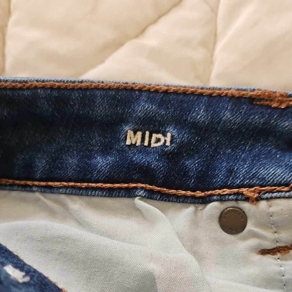 Bundle -American Eagle Distressed Shorts -2 for one price - Size 2 - Picture 4 of 16